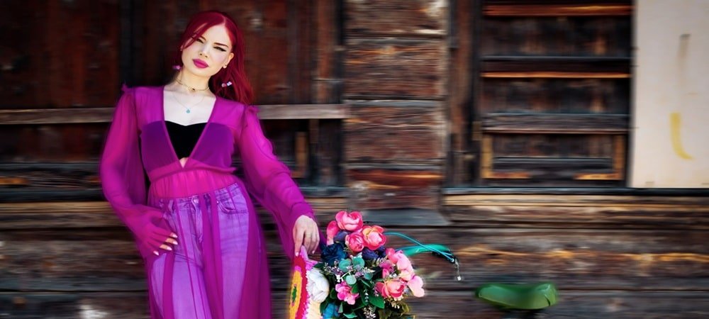 LAYLA PULİÇE’den Yeni Şarkı FİRARİ Yazı Müjdeliyor