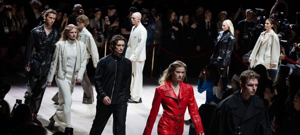 Tasarımcı Emre Erdemoğlu Moskova Moda Haftası’nda dikkatleri üzerine çekti